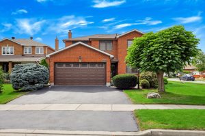 279 Hickory Circle, Oakville